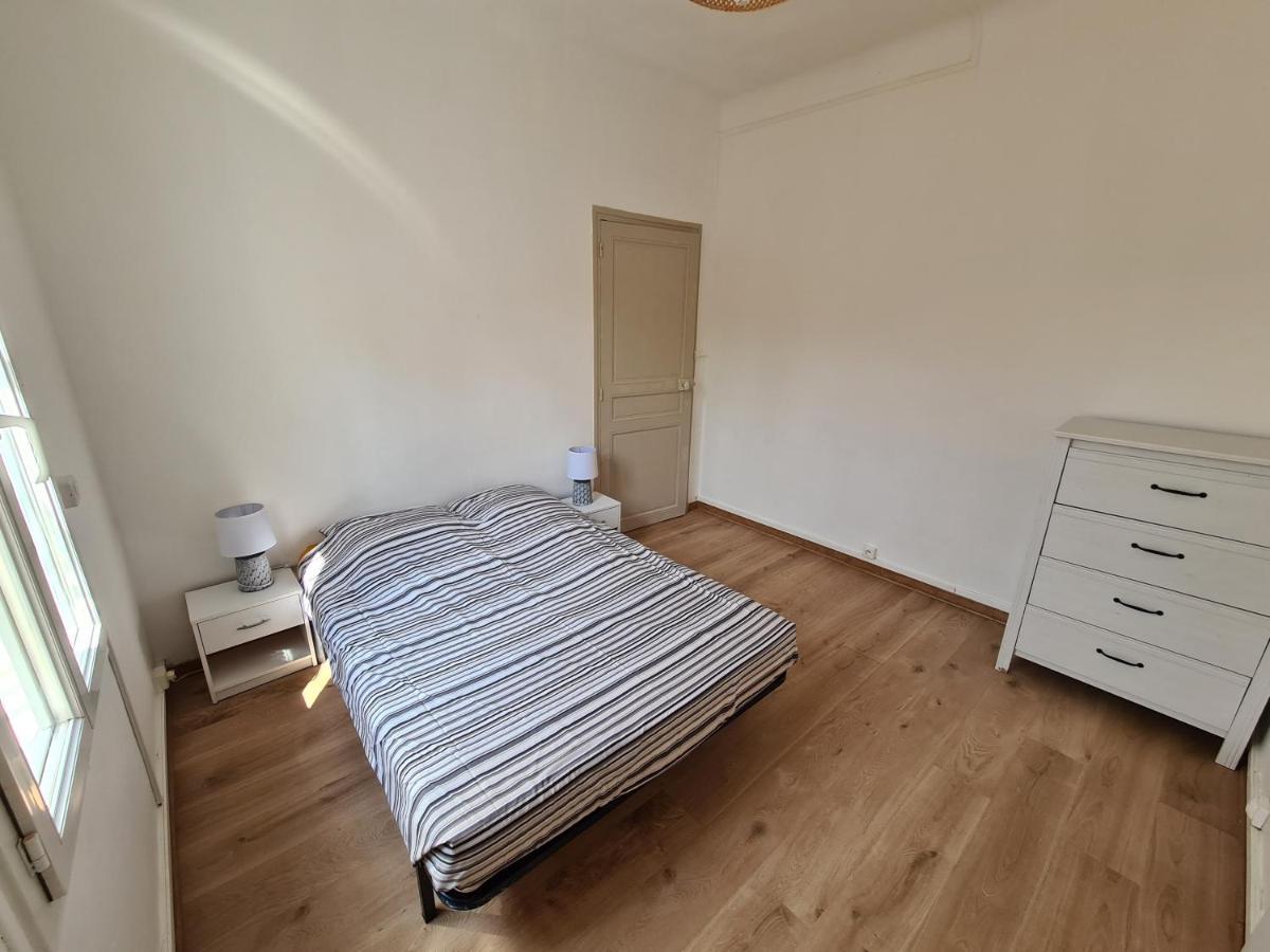 Appartement 60M2 Rdc Avec Jardin Saint-Génis エクステリア 写真