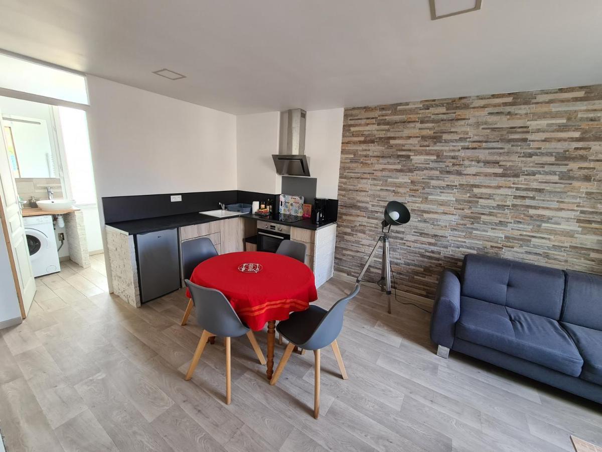 Appartement 60M2 Rdc Avec Jardin Saint-Génis エクステリア 写真